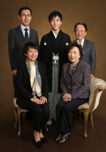 成人式　紋付き袴　家族写真